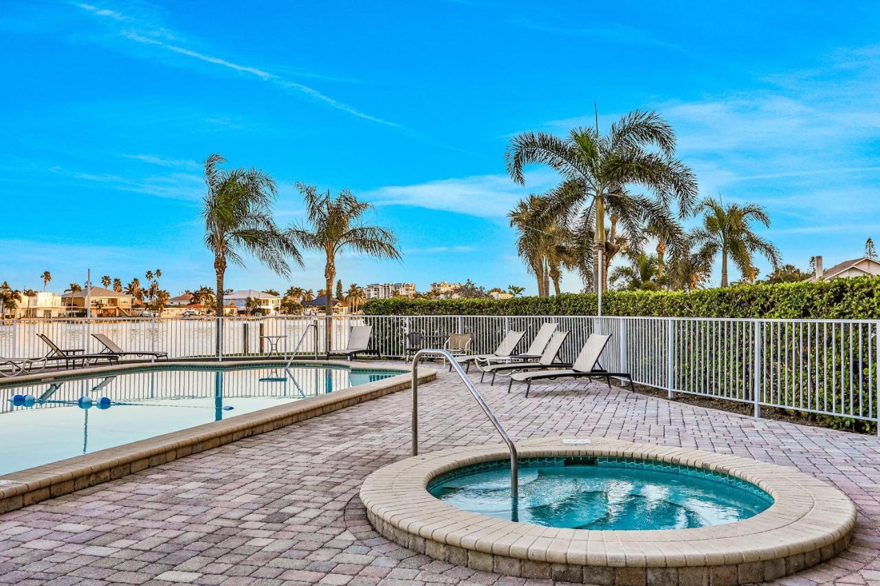 Palms Of Treasure Island 405 Lägenhet St. Pete Beach Exteriör bild